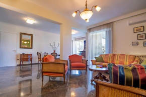 Glyfada 3 bedrooms 6 persons apartment by MPS